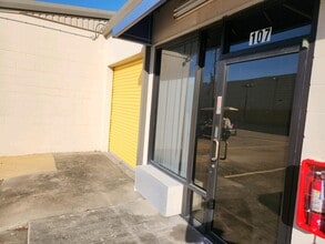 11500 FM 1960 Rd W, Houston, TX to rent Interior Photo- Image 1 of 6