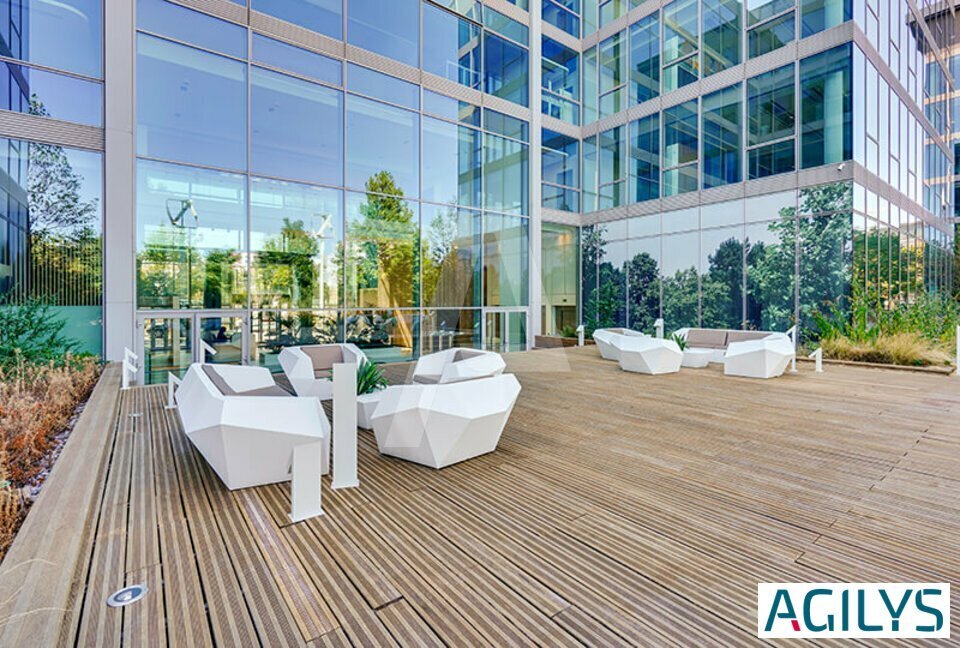 10-12 Rue Jean Bart, Massy to rent Building Photo- Image 1 of 11