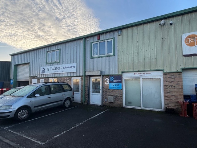 Whittle Rd, Salisbury to rent Building Photo- Image 1 of 2