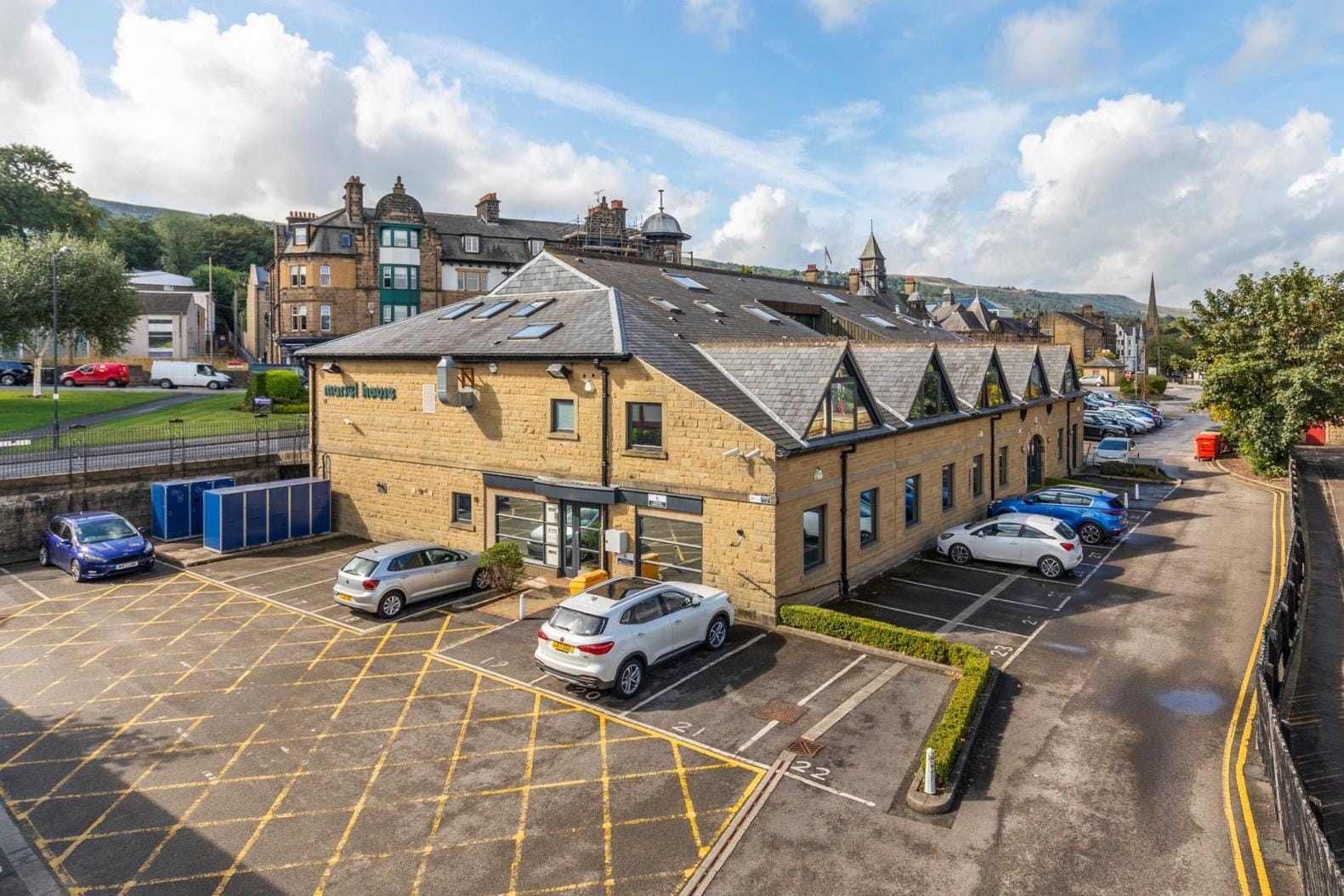 Stephensons Way, Ilkley to rent Building Photo- Image 1 of 5