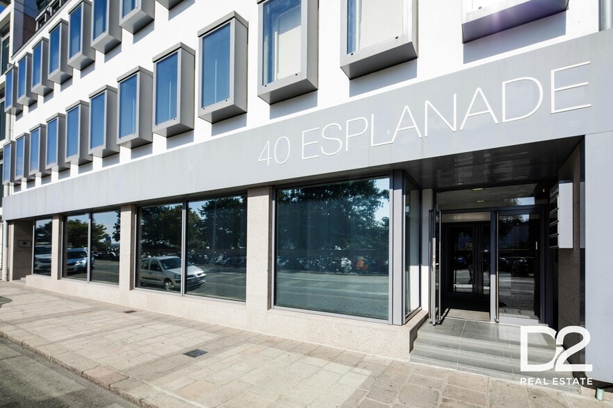 40 Esplanade, Jersey to rent - Primary Photo - Image 1 of 1