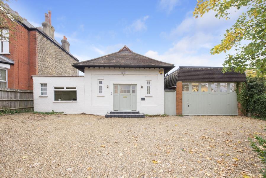 7A Coppetts Rd, London to rent Building Photo- Image 1 of 5