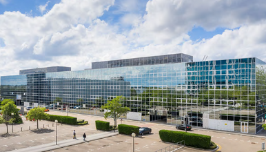 Elder Gate, Milton Keynes for rent Building Photo- Image 1 of 6