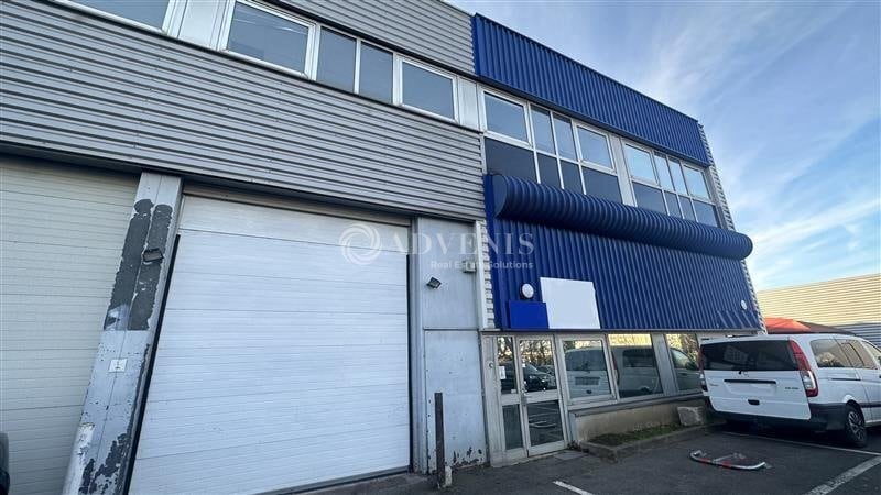 Light Industrial in Fontenay-sous-Bois to rent Building Photo- Image 1 of 12