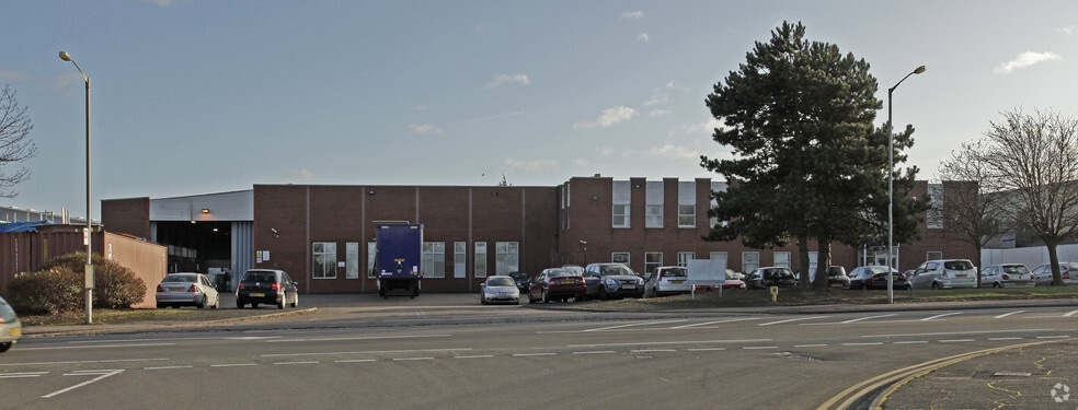 Eyncourt Rd, Dunstable for sale - Primary Photo - Image 1 of 1