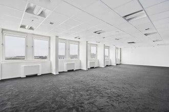 92 Boulevard Victor Hugo, Clichy for sale Interior Photo- Image 1 of 10