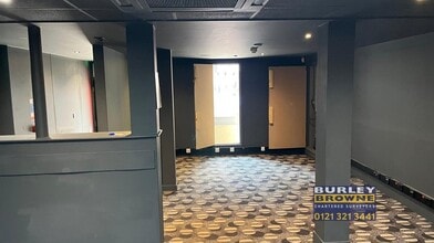 20-20A Market St, Lichfield to rent Interior Photo- Image 1 of 2