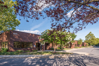 910 Cromwell Park Dr, Glen Burnie, MD for rent Building Photo- Image 1 of 1