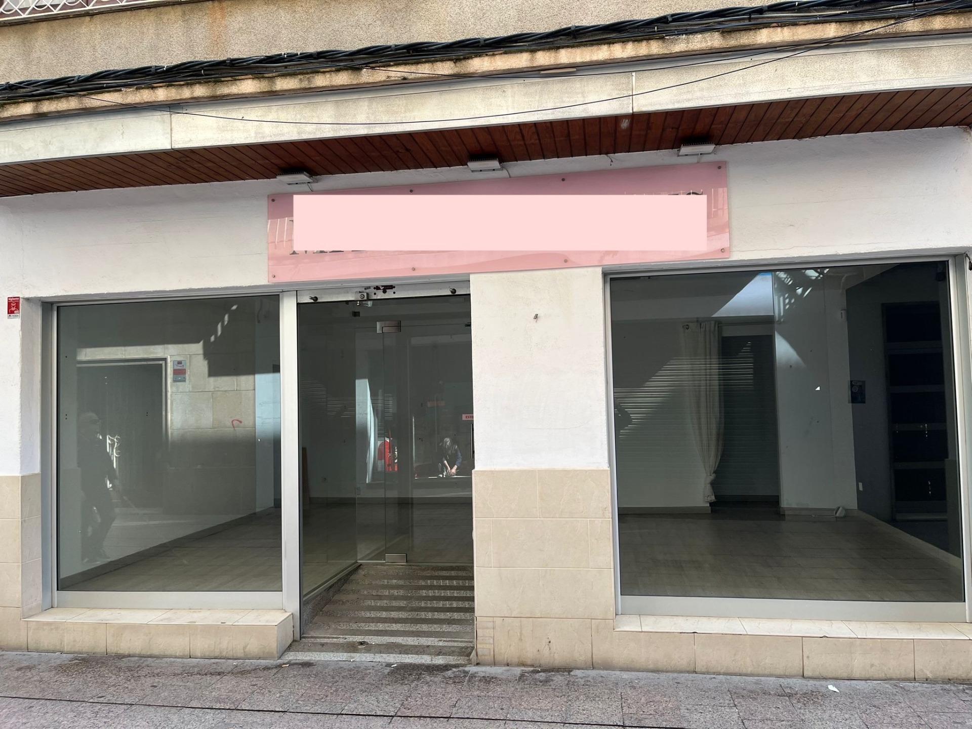 Retail in Calella, Barcelona to rent Interior Photo- Image 1 of 2