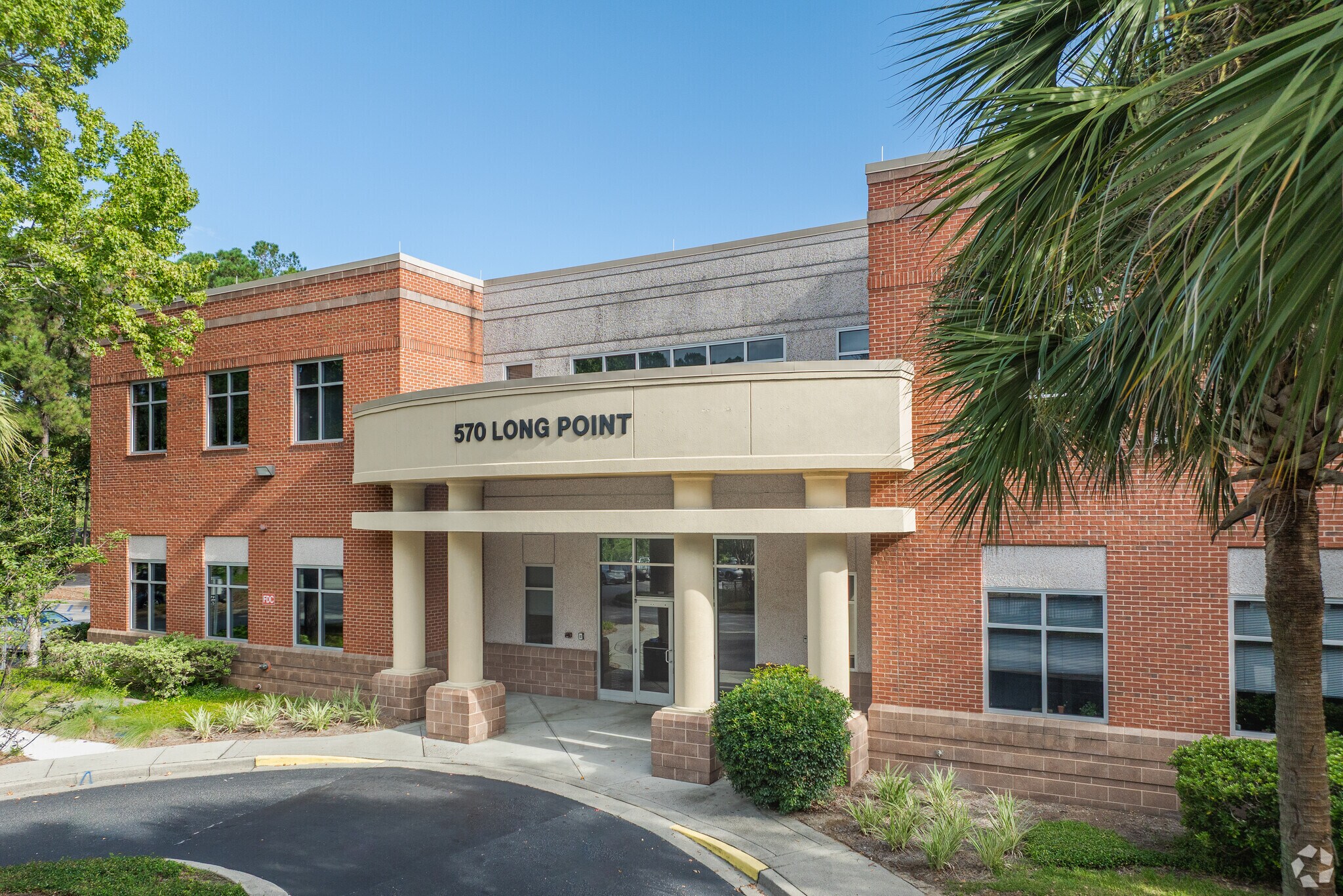 570 Long Point Rd, Mount Pleasant, SC to rent Building Photo- Image 1 of 32