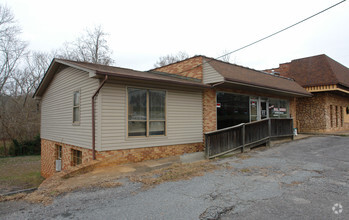 151-153 N Washington St, Rutherfordton, NC for sale Primary Photo- Image 1 of 1