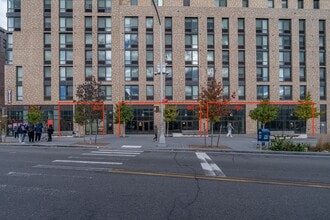 1725 Village Ln, Far Rockaway, NY to rent Interior Photo- Image 2 of 2