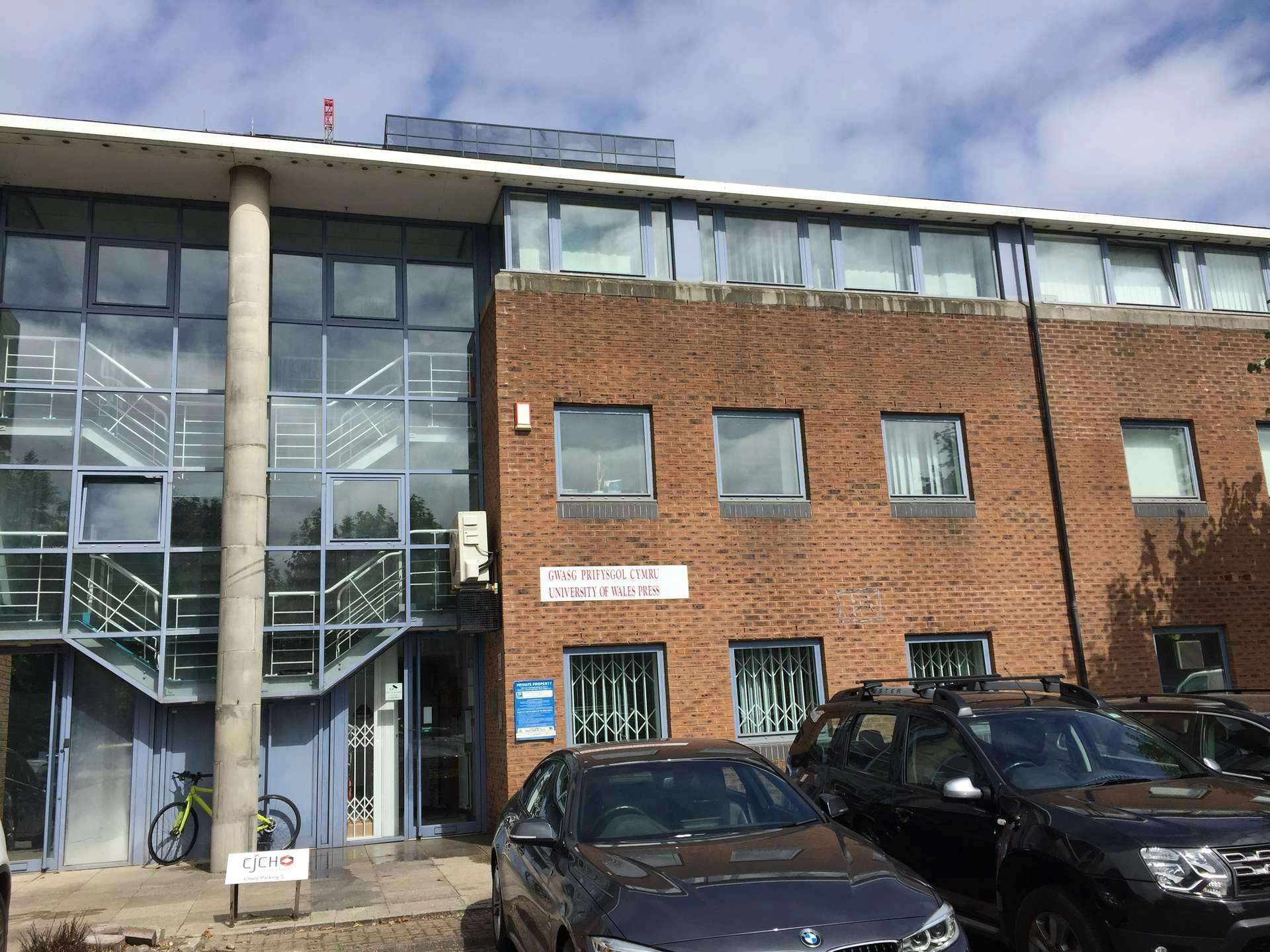 Brigantine Pl, Cardiff to rent Primary Photo- Image 1 of 3