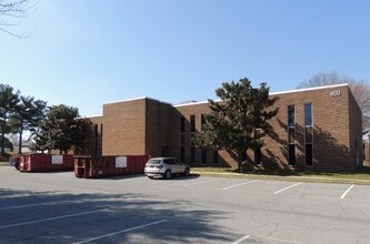 800 Silver Lake Blvd, Dover, DE for rent Building Photo- Image 1 of 5