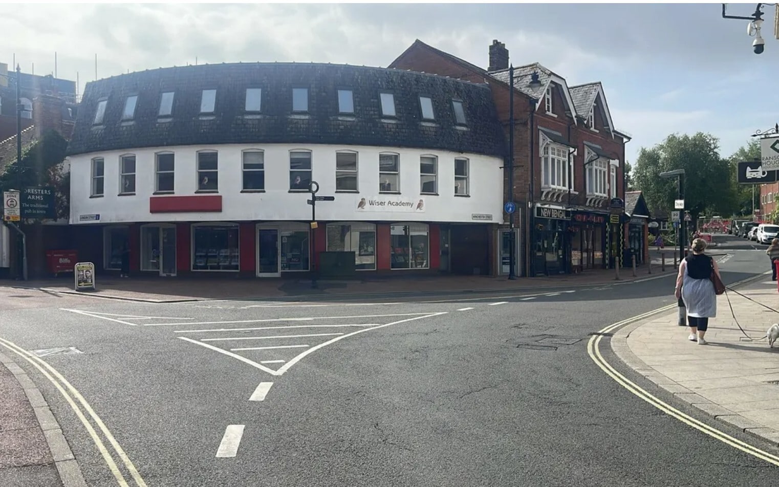 Winchester St, Andover to rent Building Photo- Image 1 of 2