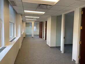 122 E 42nd St, New York, NY to rent Building Photo- Image 2 of 4