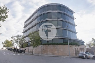 Office in Sant Cugat del Vallès, Barcelona to rent Building Photo- Image 1 of 21