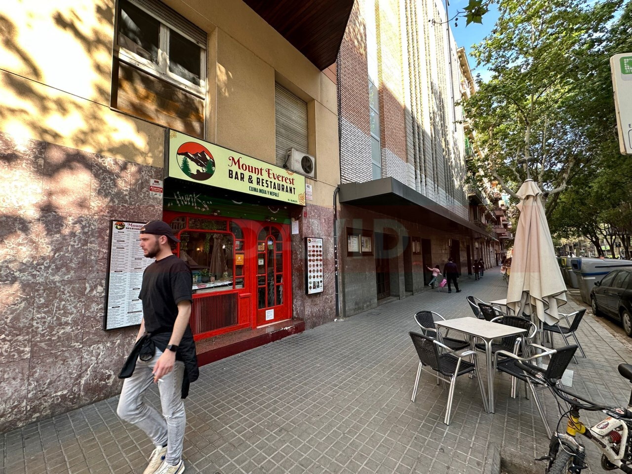 Retail in Barcelona, Barcelona to rent Interior Photo- Image 1 of 8