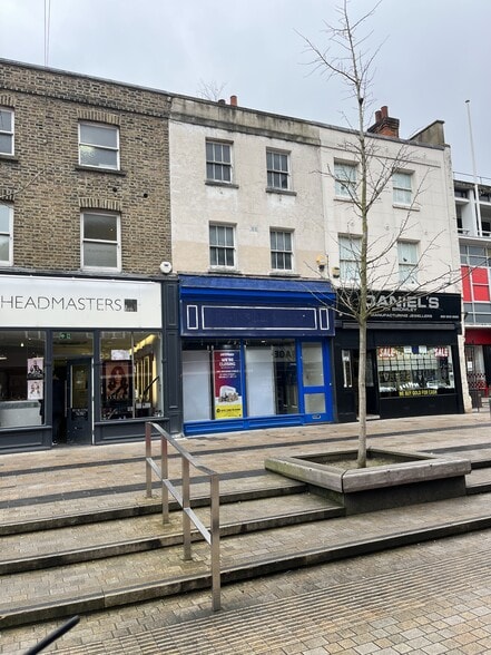 18 Market Sq, Bromley for sale - Building Photo - Image 1 of 1