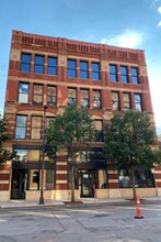 21 N 3rd St, Minneapolis, MN for rent Building Photo- Image 1 of 24