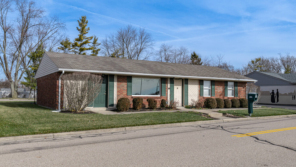 2261 Miamisburg-Centerville Rd, Dayton, OH for rent - Building Photo - Image 1 of 14