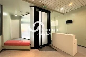 Office in Marseille to rent Interior Photo- Image 2 of 9