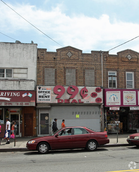 120-10 Liberty Ave, Jamaica, NY for rent - Building Photo - Image 2 of 2