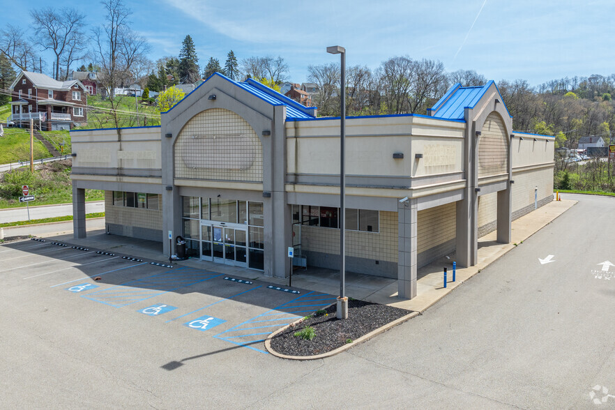 2501 Saw Mill Run Blvd, Pittsburgh, PA for sale - Building Photo - Image 1 of 9