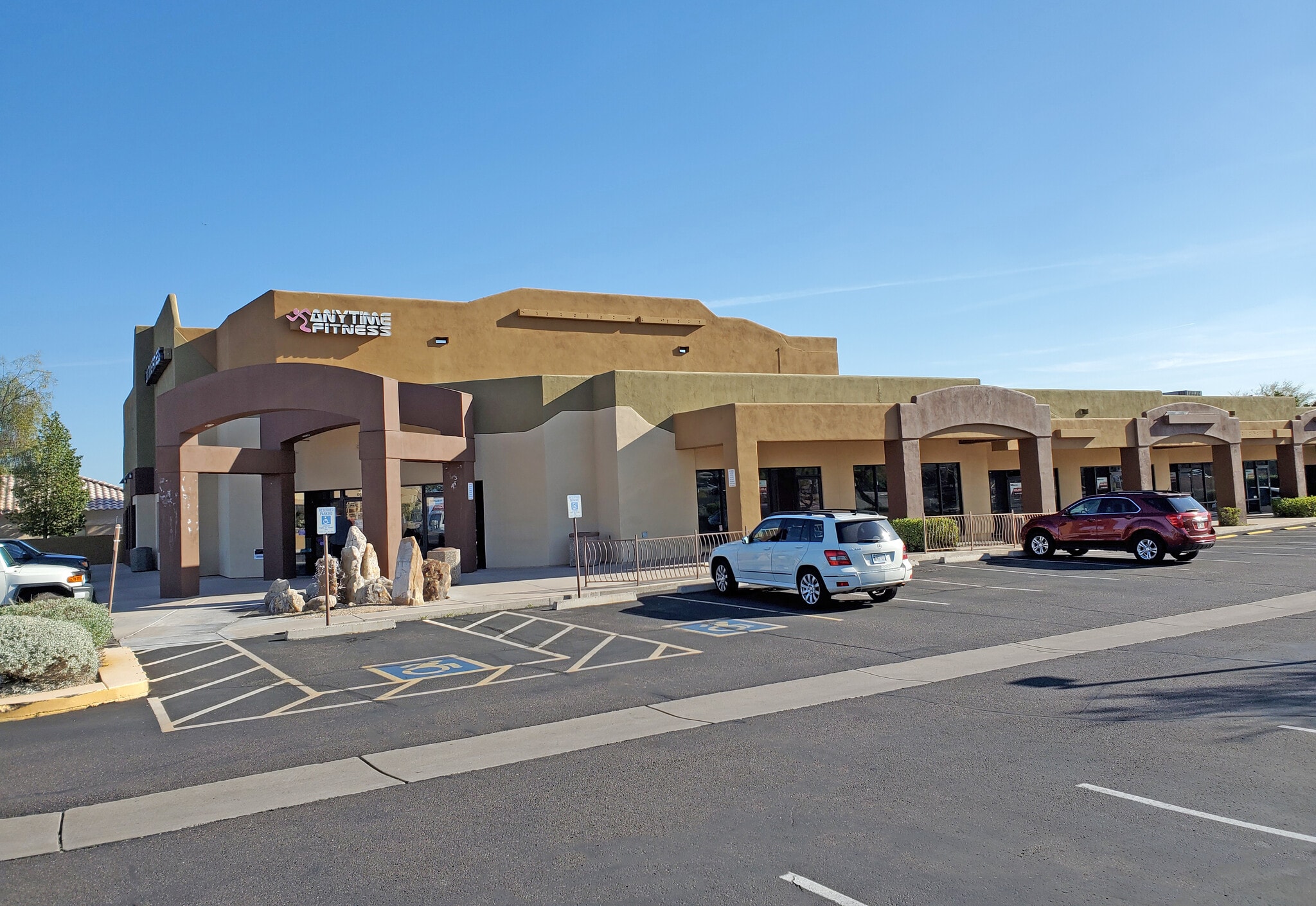16425 E Palisades Blvd, Fountain Hills, AZ to rent Building Photo- Image 1 of 3