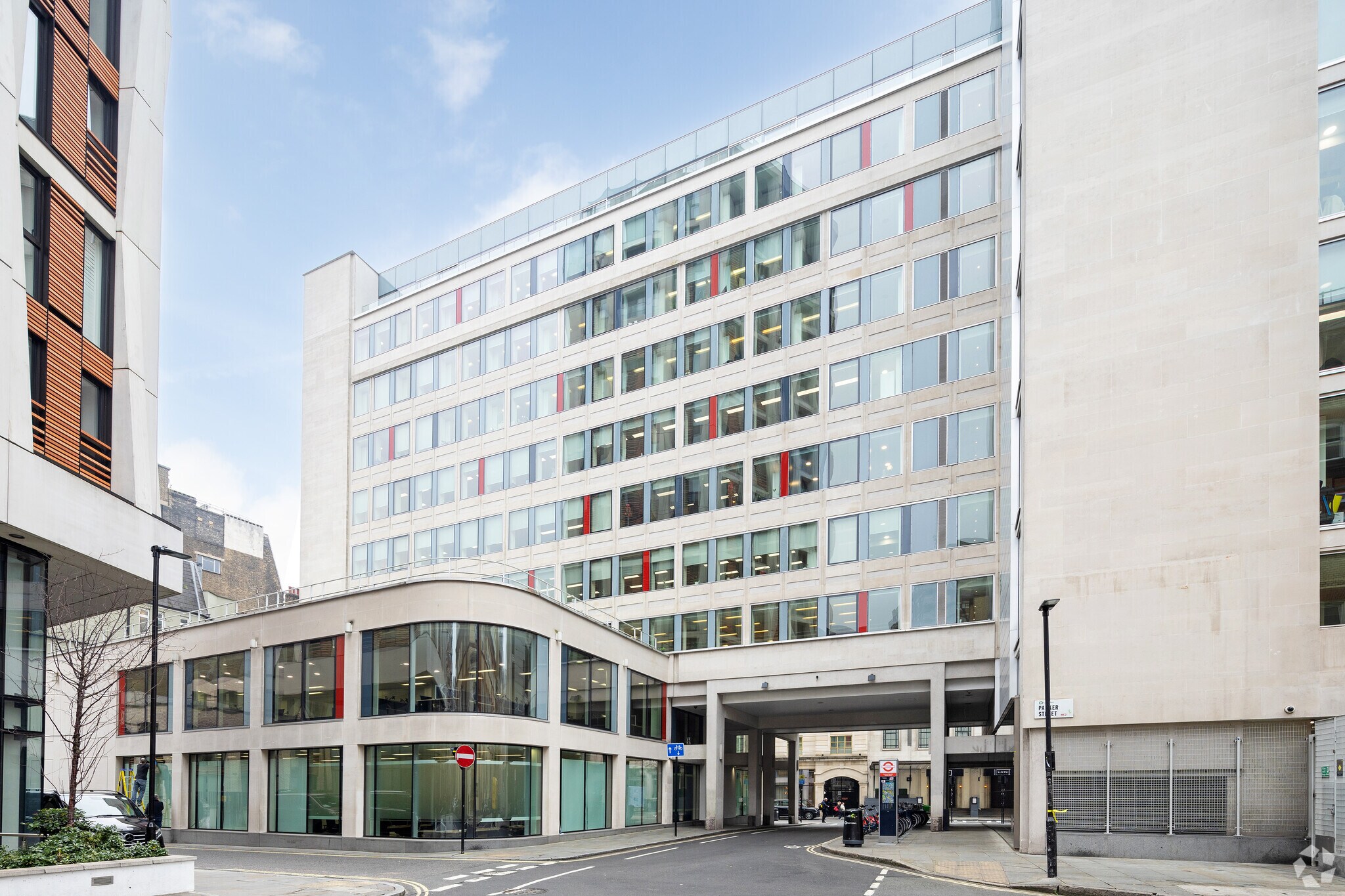 8-18 Great Queen St, London for sale Primary Photo- Image 1 of 1