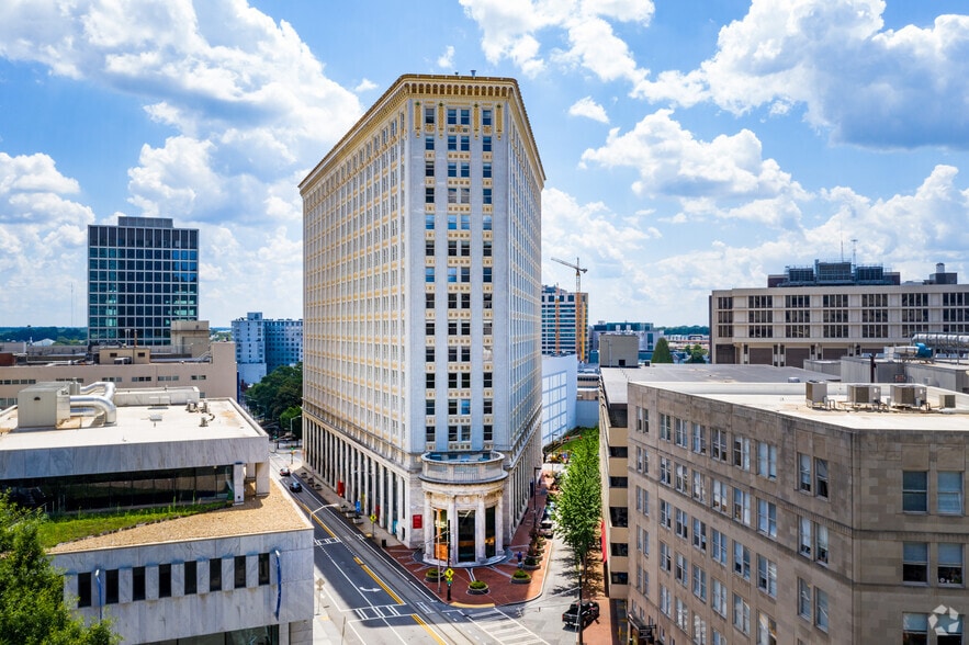 50 Hurt Plz SE, Atlanta, GA to rent - Building Photo - Image 1 of 34