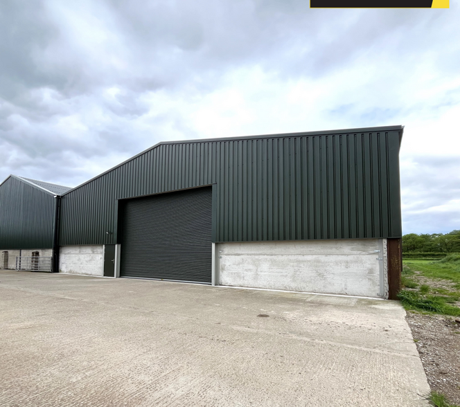 Rea Valley Tractors, Ashacres Industrial portfolio of 2 properties for sale on LoopNet.co.uk - Primary Photo - Image 2 of 3