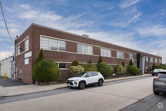 More details for 21 Ryder Pl, East Rockaway, NY - Light Industrial for Rent