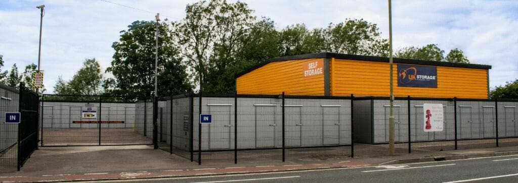 340-350 Bristol Rd, Gloucester to rent Building Photo- Image 1 of 5