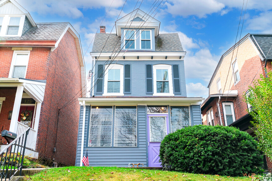 127 W 3rd Ave, Conshohocken, PA for sale - Primary Photo - Image 1 of 1