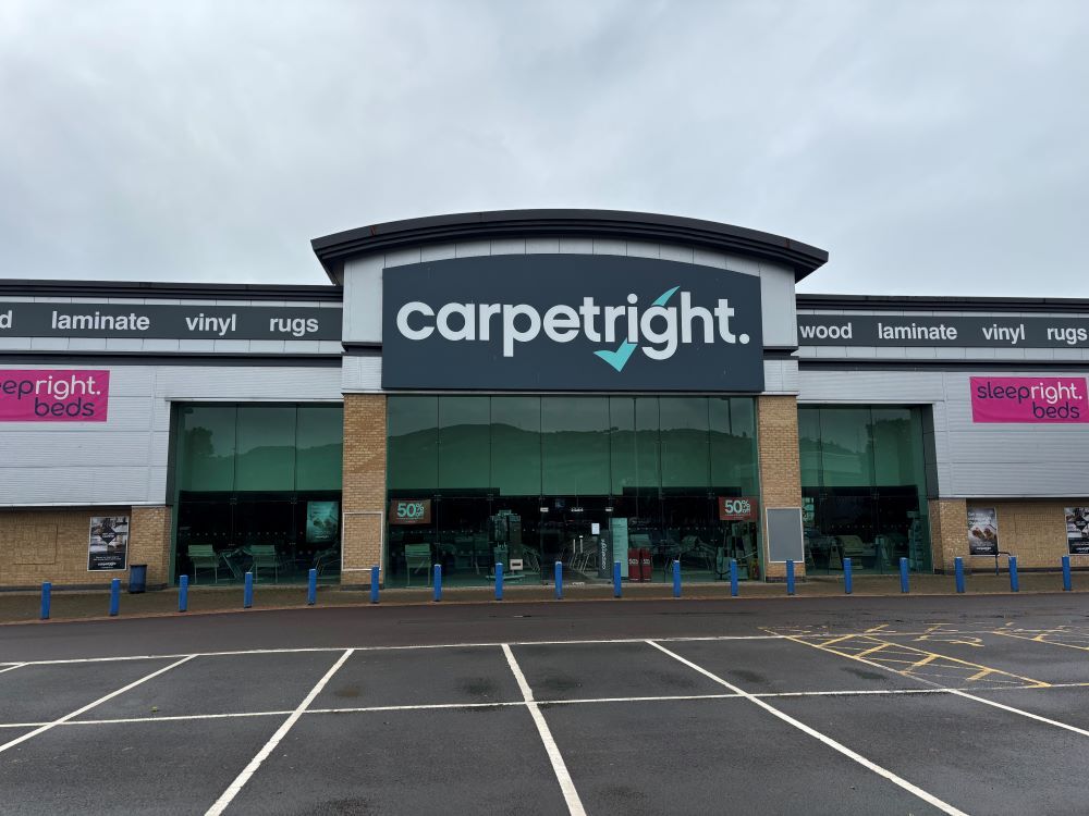 Parc Pontypandy, Caerphilly to rent Building Photo- Image 1 of 2