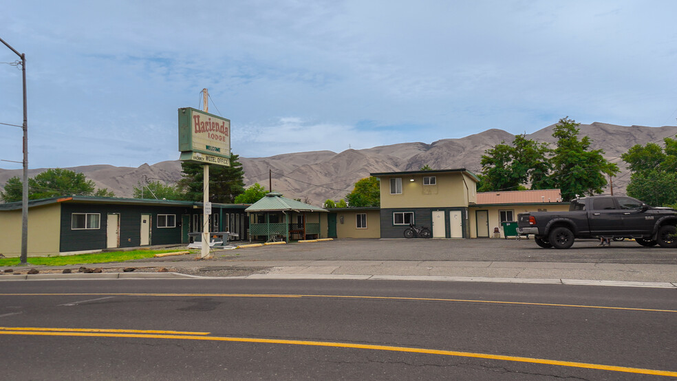 812 Bridge St, Clarkston, WA for sale - Building Photo - Image 1 of 11