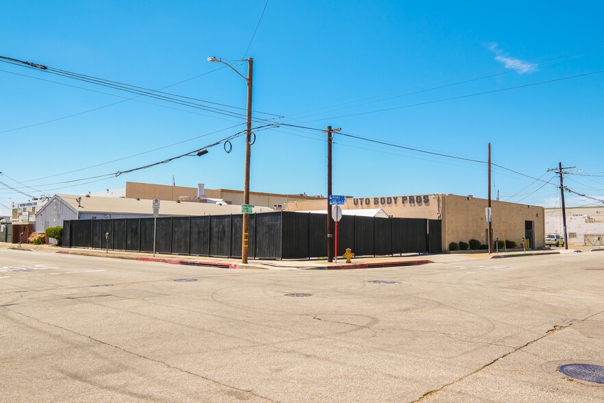 523 S Hindry Ave, Inglewood, CA for sale - Primary Photo - Image 1 of 6