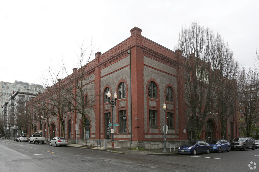 721 NW 9th Ave, Portland, OR for rent - Building Photo - Image 1 of 12