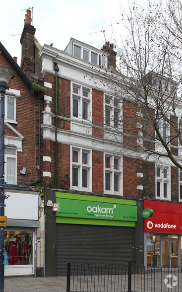 92 Lewisham High St, London for sale - Primary Photo - Image 1 of 3