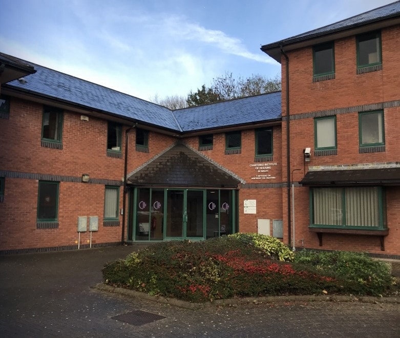 Lambourne Cres, Cardiff to rent Building Photo- Image 1 of 2