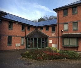 Lambourne Cres, Cardiff to rent Building Photo- Image 1 of 2