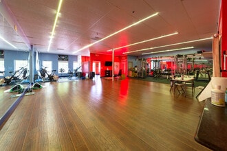 11877 Douglas Rd, Alpharetta, GA to rent Interior Photo- Image 1 of 17