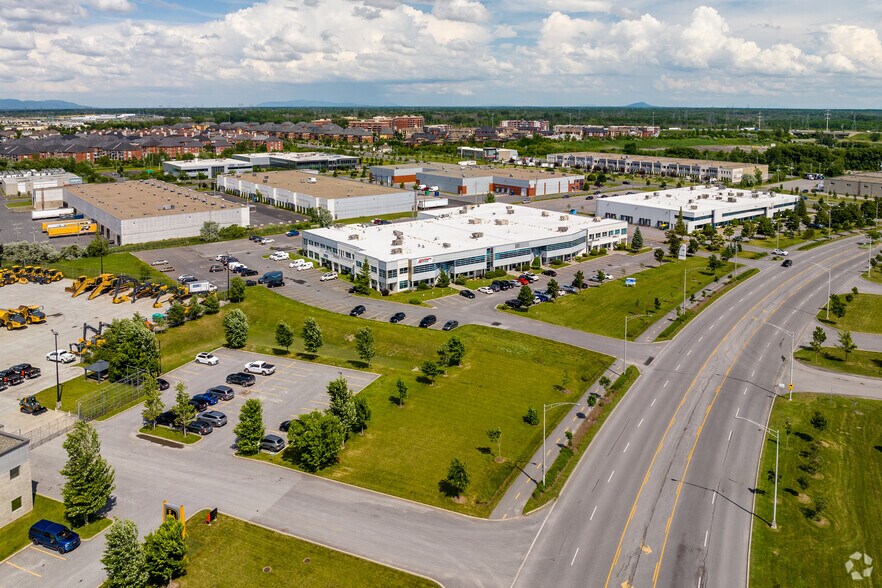 4005 Boul Matte, Brossard, QC to rent - Aerial - Image 2 of 7