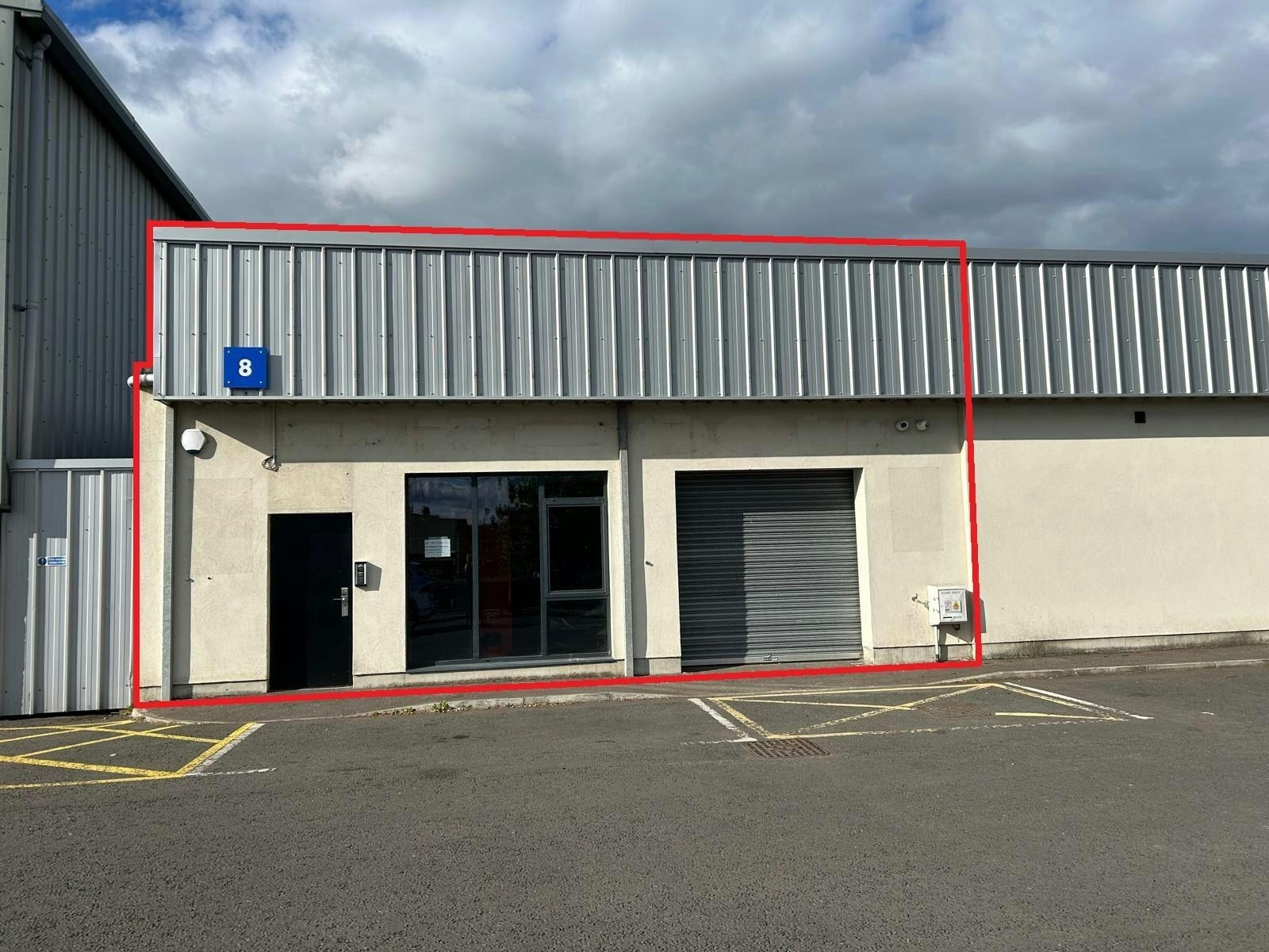 766 Upper Newtownards Rd, Belfast to rent Building Photo- Image 1 of 5