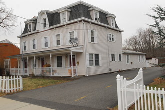 19-21 E Railroad Ave, Jamesburg, NJ for sale Primary Photo- Image 1 of 1