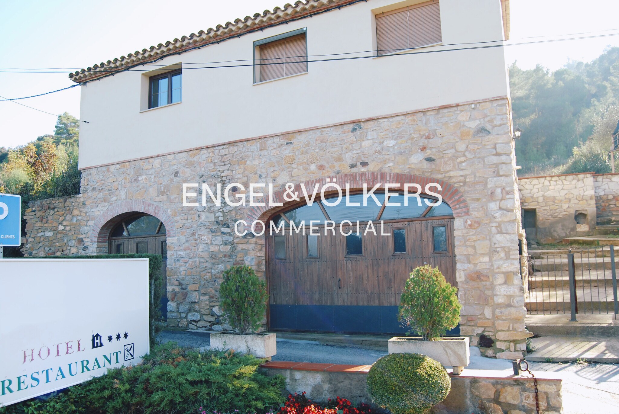 Hospitality in L'Espluga de Francolí, Tarragona for sale Primary Photo- Image 1 of 16