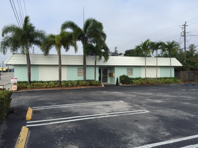 605 Belvedere Rd, West Palm Beach, FL for rent - Building Photo - Image 2 of 8