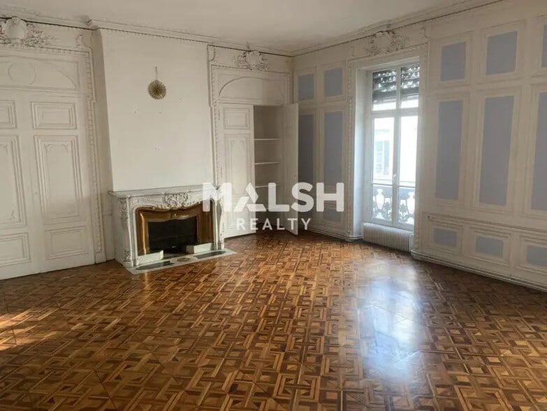 Office in Lyon for sale - Interior Photo - Image 2 of 14
