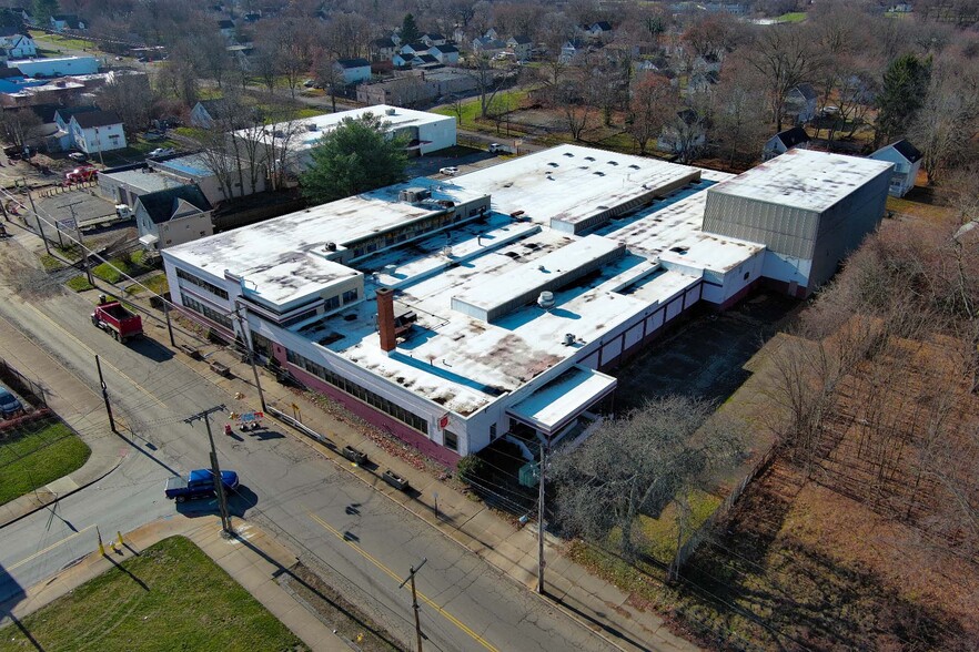 1006 Grant St, Akron, OH for sale - Building Photo - Image 3 of 11